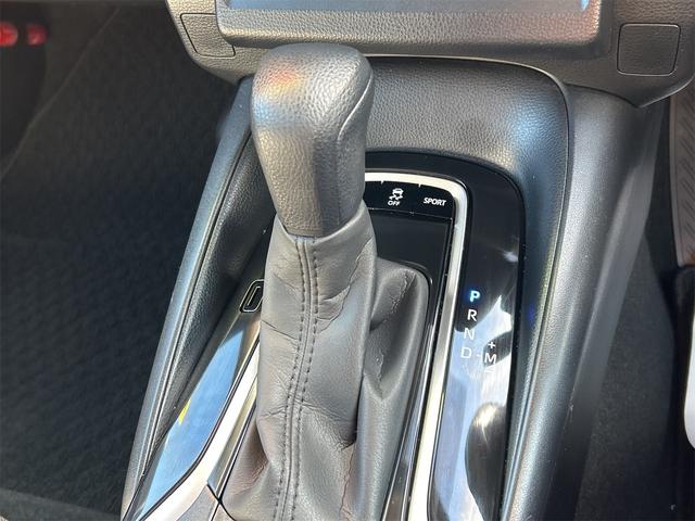 カローラツーリング Ｇ－Ｘ　ドライブレコーダー　ＥＴＣ　バックカメラ　ナビ　ＴＶ　オートクルーズコントロール　衝突被害軽減システム　アルミホイール　オートマチックハイビーム　オートライト　ＬＥＤヘッドランプ　スマートキー（8枚目）