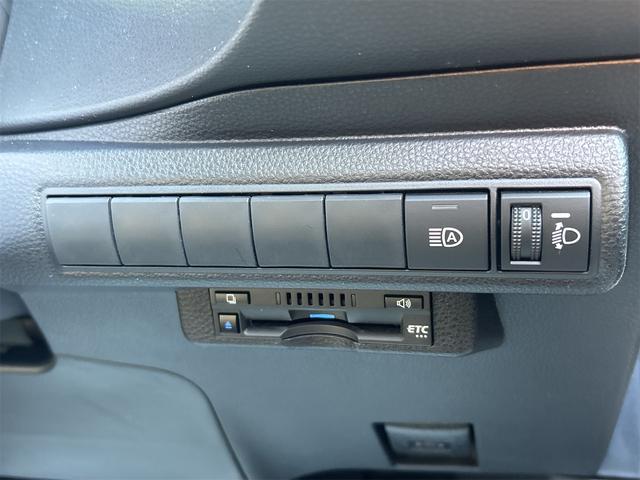 カローラツーリング Ｇ－Ｘ　ドライブレコーダー　ＥＴＣ　バックカメラ　ナビ　ＴＶ　オートクルーズコントロール　衝突被害軽減システム　アルミホイール　オートマチックハイビーム　オートライト　ＬＥＤヘッドランプ　スマートキー（10枚目）