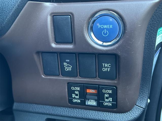 エスクァイア ハイブリッドＧｉ　ドライブレコーダー　ＥＴＣ　バックカメラ　ナビ　ＴＶ　オートクルーズコントロール　両側電動スライドドア　オートライト　ＬＥＤヘッドランプ　スマートキー　アイドリングストップ（11枚目）