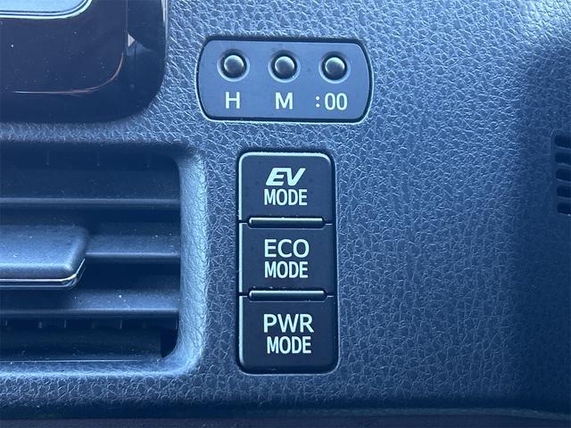 エスクァイア ハイブリッドＧｉ　ドライブレコーダー　ＥＴＣ　バックカメラ　ナビ　ＴＶ　オートクルーズコントロール　両側電動スライドドア　オートライト　ＬＥＤヘッドランプ　スマートキー　アイドリングストップ（45枚目）