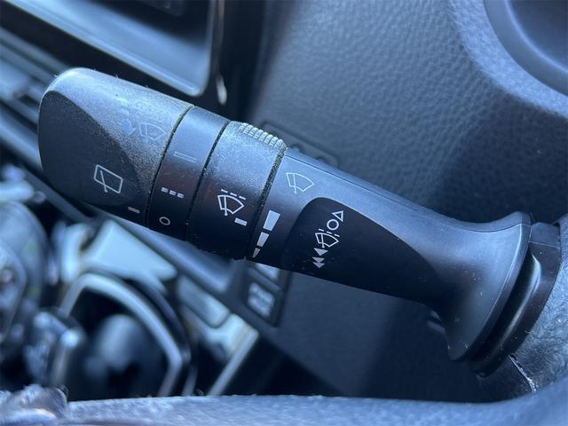 エスクァイア ハイブリッドＧｉ　ドライブレコーダー　ＥＴＣ　バックカメラ　ナビ　ＴＶ　オートクルーズコントロール　両側電動スライドドア　オートライト　ＬＥＤヘッドランプ　スマートキー　アイドリングストップ（49枚目）