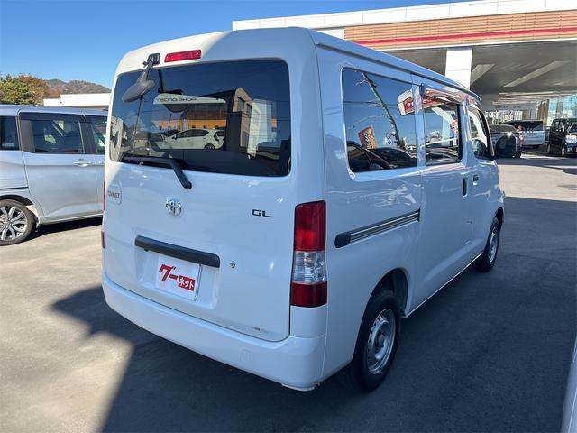 タウンエースバン ＧＬ　バックカメラ　ナビ　ＴＶ　キーレスエントリー　電動格納ミラー　ＡＴ　ＣＤ　ミュージックプレイヤー接続可　Ｂｌｕｅｔｏｏｔｈ　エアコン　パワーステアリング　パワーウィンドウ（16枚目）