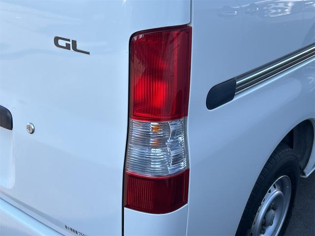 タウンエースバン ＧＬ　バックカメラ　ナビ　ＴＶ　キーレスエントリー　電動格納ミラー　ＡＴ　ＣＤ　ミュージックプレイヤー接続可　Ｂｌｕｅｔｏｏｔｈ　エアコン　パワーステアリング　パワーウィンドウ（22枚目）