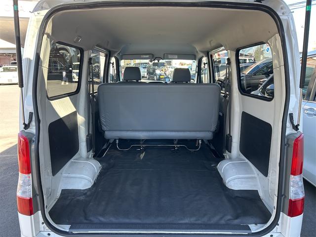 タウンエースバン ＧＬ　バックカメラ　ナビ　ＴＶ　キーレスエントリー　電動格納ミラー　ＡＴ　ＣＤ　ミュージックプレイヤー接続可　Ｂｌｕｅｔｏｏｔｈ　エアコン　パワーステアリング　パワーウィンドウ（28枚目）