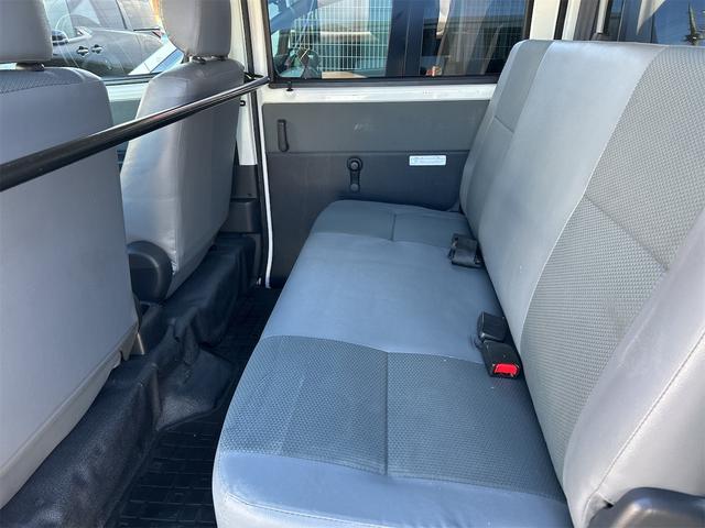 タウンエースバン ＧＬ　バックカメラ　ナビ　ＴＶ　キーレスエントリー　電動格納ミラー　ＡＴ　ＣＤ　ミュージックプレイヤー接続可　Ｂｌｕｅｔｏｏｔｈ　エアコン　パワーステアリング　パワーウィンドウ（32枚目）