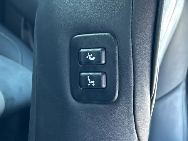 クラウンハイブリッド アスリートＳ　ドライブレコーダー　ＥＴＣ　レーンアシスト　オートクルーズコントロール　衝突被害軽減システム　バックカメラ　ナビ　ＴＶ　アルミホイール　オートマチックハイビーム　オートライト　ＬＥＤヘッドランプ（55枚目）