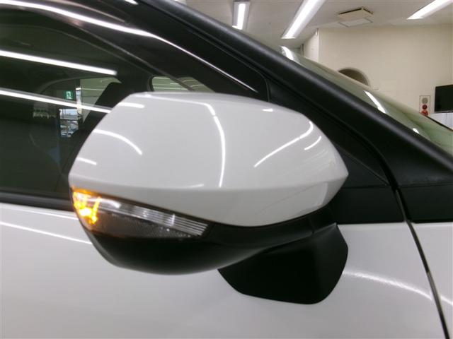 ヤリスクロス ハイブリッドＺ　アルミホイル　ＬＥＤライト　リアカメラ　ナビ　メモリーナビゲーション　パワステ　サイドエアバック　エアバッグ　パワーウィンドウ　ＡＢＳ　緊急ブレーキ　運転席助手席エアバッグ（19枚目）