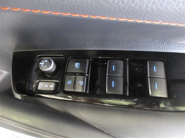 カローラツーリング ハイブリッド　ダブルバイビー　サイドエアバック　Ｂカメ　ＬＥＤヘットライト　盗難防止　ＥＳＣ　アルミホイル　キーレスエントリー　スマートエントリー　オートクルーズ　エアコン　ＥＴＣ付　デュアルエアバッグ　ＰＳ　エアバッグ　ＡＢＳ（12枚目）