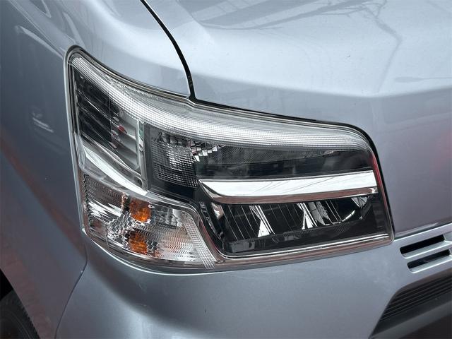 ハイゼットカーゴ ＤＸ　ＳＡＩＩＩ　４ＷＤ　ＡＴ　衝突被害軽減システム　ＥＴＣ　ナビ　ＴＶ　両側スライドドア　キーレスエントリー　アイドリングストップ　オートマチックハイビーム　アルミホイール　ＡＢＳ　ＥＳＣ（14枚目）