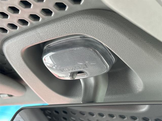 ハイゼットカーゴ ＤＸ　ＳＡＩＩＩ　４ＷＤ　ＡＴ　衝突被害軽減システム　ＥＴＣ　ナビ　ＴＶ　両側スライドドア　キーレスエントリー　アイドリングストップ　オートマチックハイビーム　アルミホイール　ＡＢＳ　ＥＳＣ（38枚目）