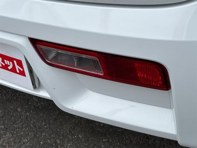 アルト F ETC 衝突被害軽減システム キーレスエントリー CVT 盗難防止システム ABS ESC CD ミュージックプレイヤー接続可 衝突安全ボディ エアコン パワーステアリング パワーウィンドウ(24枚目)