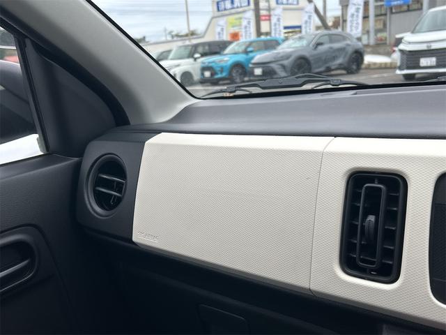 アルト F ETC 衝突被害軽減システム キーレスエントリー CVT 盗難防止システム ABS ESC CD ミュージックプレイヤー接続可 衝突安全ボディ エアコン パワーステアリング パワーウィンドウ(38枚目)
