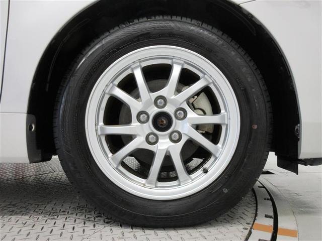 プリウスα Ｇ　Ｂモニタ　盗難防止装置　エアバッグ　ＡＢＳ　地デジＴＶ　オートクルーズコントロール　ＥＴＣ付　Ｗエアバック　ＴＶナビ　ＤＶＤ再生機能　キーフリーキー　フルオートエアコン　パワーステアリング　ＡＷ（20枚目）