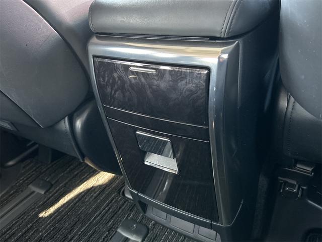 アルファード ２．５Ｓ　Ｃパッケージ　バックカメラ　ナビ　ＴＶ　オートクルーズコントロール　レーンアシスト　衝突被害軽減システム　両側電動スライドドア　オートマチックハイビーム　オートライト　ＬＥＤヘッドランプ（59枚目）
