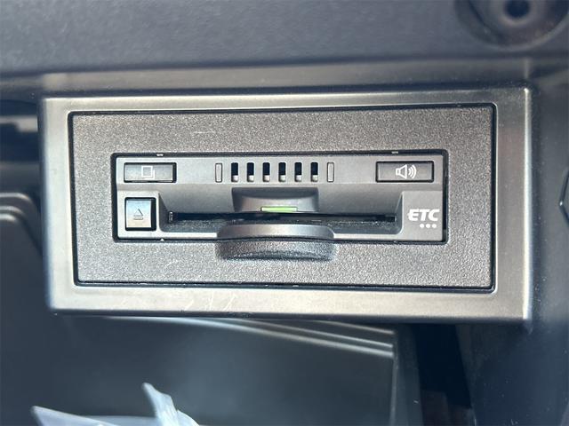 ランドクルーザープラド ＴＸ　Ｌパッケージ　４ＷＤ　ＥＴＣ　バックカメラ　クリアランスソナー　オートクルーズコントロール　レーンアシスト　パワーシート　衝突被害軽減システム　サンルーフ　ナビ　ＴＶ　オートマチックハイビーム　オートライト（8枚目）