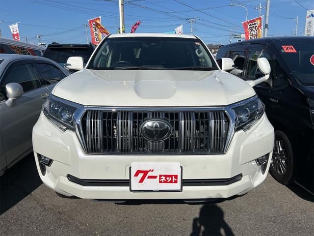ランドクルーザープラド ＴＸ　Ｌパッケージ　４ＷＤ　ＥＴＣ　バックカメラ　クリアランスソナー　オートクルーズコントロール　レーンアシスト　パワーシート　衝突被害軽減システム　サンルーフ　ナビ　ＴＶ　オートマチックハイビーム　オートライト（13枚目）