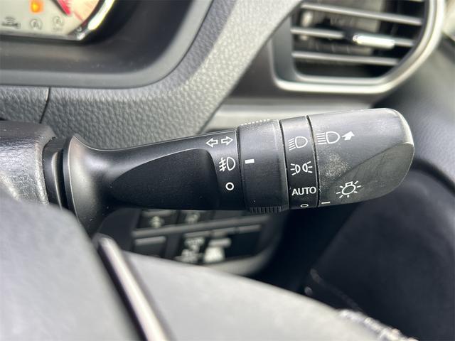 ヴォクシー ZS G’s ★当店舗限定★15日・16日の土日限りの価格です★バックカメラ ナビ TV レーンアシスト 衝突被害軽減システム 両側スライド・片側電動 ETC オートライト LEDヘッドランプ(39枚目)