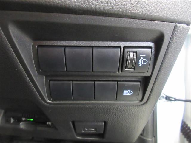 ヤリス ハイブリッドＸ　カーテンエアバッグ　イモビライザー　バックモニター　ワイヤレスキー　ＡＢＳ　ナビ　Ｗエアバック　パワーウィンドウ　ＥＴＣ　エアバック　メモリーナビ　パワーステアリング　横滑り防止システム（12枚目）