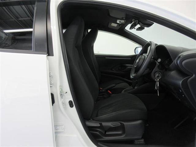 ヤリス ハイブリッドＸ　カーテンエアバッグ　イモビライザー　バックモニター　ワイヤレスキー　ＡＢＳ　ナビ　Ｗエアバック　パワーウィンドウ　ＥＴＣ　エアバック　メモリーナビ　パワーステアリング　横滑り防止システム（15枚目）