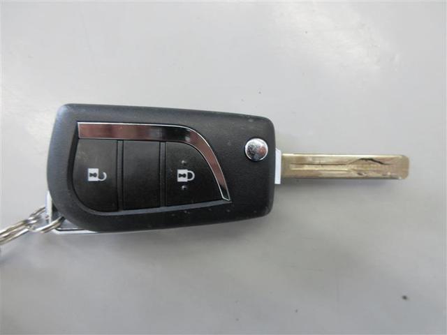 ヤリス ハイブリッドＸ　カーテンエアバッグ　イモビライザー　バックモニター　ワイヤレスキー　ＡＢＳ　ナビ　Ｗエアバック　パワーウィンドウ　ＥＴＣ　エアバック　メモリーナビ　パワーステアリング　横滑り防止システム（21枚目）