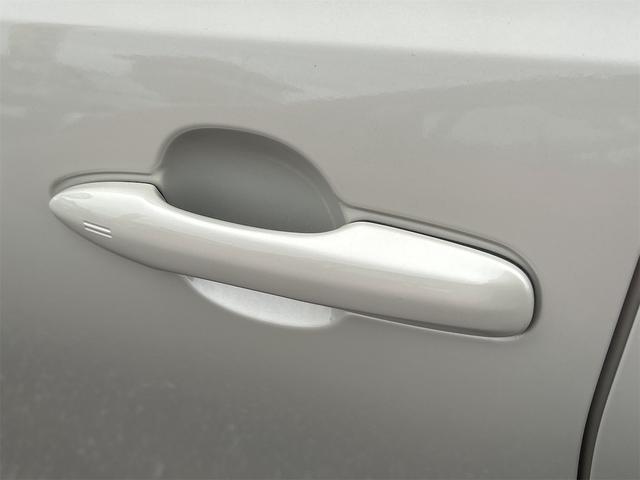 アクア Z 当社試乗車歴 ドライブレコーダー 全周囲カメラ ナビ TV オートクルーズコントロール レーンアシスト 衝突被害軽減システム アルミホイール オートマチックハイビーム LEDヘッドランプ(31枚目)