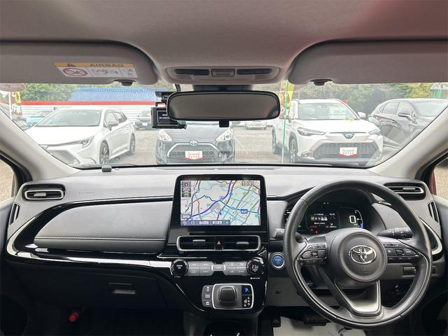 アクア G 当社試乗車歴 ドラレコ 全周囲カメラ ナビ TV クルーズコントロール レーンアシスト 衝突被害軽減システム アルミホイール オートマチックハイビーム オートライト LEDヘッドランプ パワーシート(2枚目)