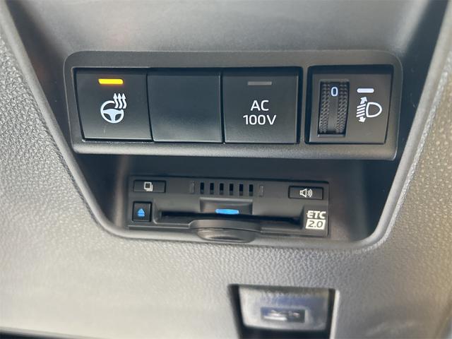 アクア G 当社試乗車歴 ドラレコ 全周囲カメラ ナビ TV クルーズコントロール レーンアシスト 衝突被害軽減システム アルミホイール オートマチックハイビーム オートライト LEDヘッドランプ パワーシート(11枚目)