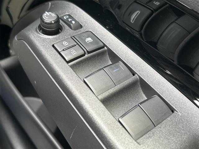 アクア G 当社試乗車歴 ドラレコ 全周囲カメラ ナビ TV クルーズコントロール レーンアシスト 衝突被害軽減システム アルミホイール オートマチックハイビーム オートライト LEDヘッドランプ パワーシート(55枚目)