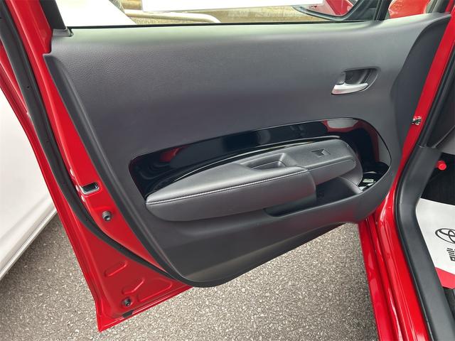 アクア G 当社試乗車歴 ドライブレコーダー 全周囲カメラ ナビ TV オートクルーズコントロール レーンアシスト 衝突被害軽減システム オートマチックハイビーム オートライト LEDヘッドランプ(34枚目)