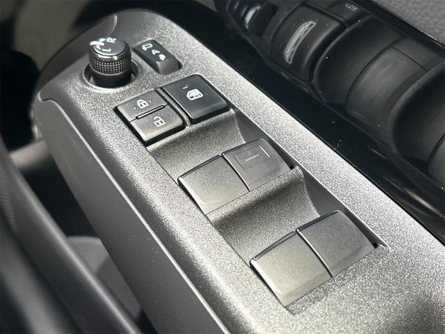 アクア G 当社試乗車歴 ドライブレコーダー 全周囲カメラ ナビ TV オートクルーズコントロール レーンアシスト 衝突被害軽減システム オートマチックハイビーム オートライト LEDヘッドランプ(54枚目)