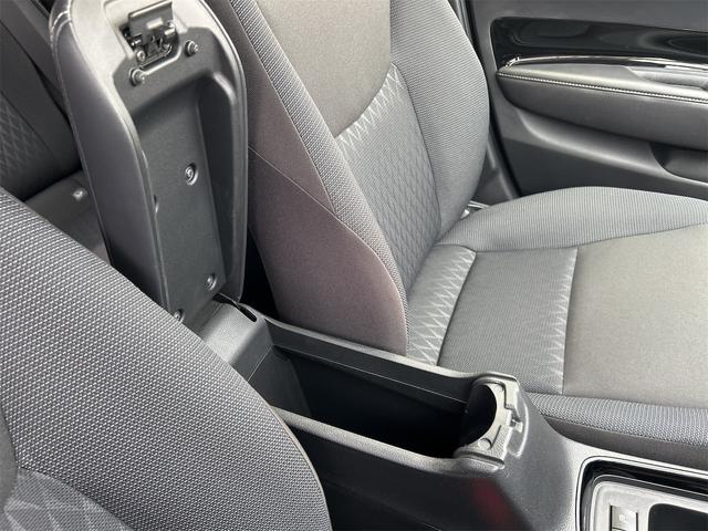 アクア G 当社試乗車歴 ドライブレコーダー 全周囲カメラ ナビ TV オートクルーズコントロール レーンアシスト 衝突被害軽減システム オートマチックハイビーム オートライト LEDヘッドランプ(57枚目)