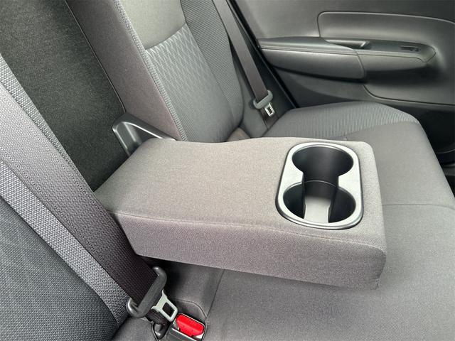 アクア G 当社試乗車歴 ドライブレコーダー 全周囲カメラ ナビ TV オートクルーズコントロール レーンアシスト 衝突被害軽減システム オートマチックハイビーム オートライト LEDヘッドランプ(59枚目)