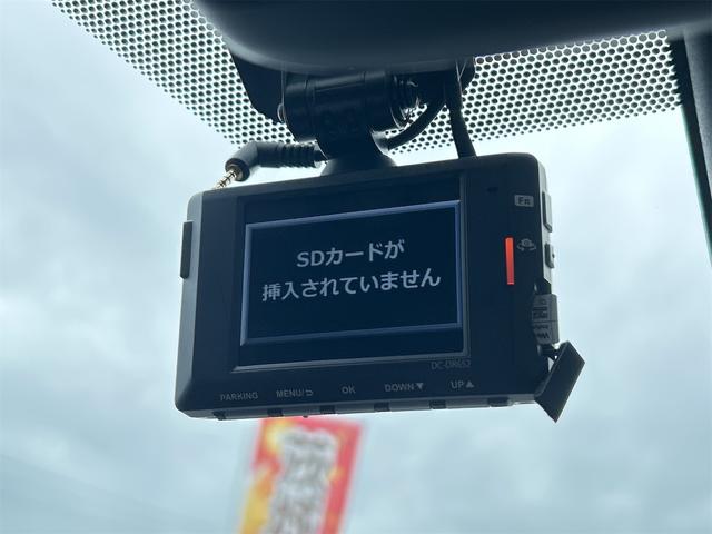 アクア Z 当社試乗車歴 ドライブレコーダー 全周囲カメラ ナビ TV オートクルーズコントロール レーンアシスト パークアシスト 衝突被害軽減システム オートマチックハイビーム オートライト(9枚目)