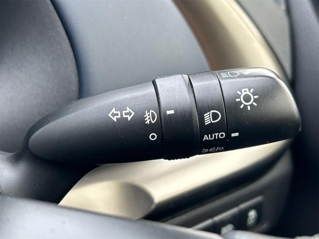 アクア Z 当社試乗車歴 ドライブレコーダー 全周囲カメラ ナビ TV オートクルーズコントロール レーンアシスト パークアシスト 衝突被害軽減システム オートマチックハイビーム オートライト(53枚目)