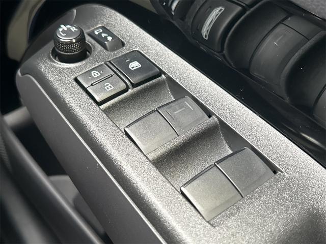 アクア Z 当社試乗車歴 ドライブレコーダー 全周囲カメラ ナビ TV オートクルーズコントロール レーンアシスト パークアシスト 衝突被害軽減システム オートマチックハイビーム オートライト(55枚目)