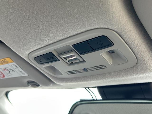 アクア Z 当社試乗車歴 ドライブレコーダー 全周囲カメラ ナビ TV オートクルーズコントロール レーンアシスト パークアシスト 衝突被害軽減システム オートマチックハイビーム オートライト(56枚目)