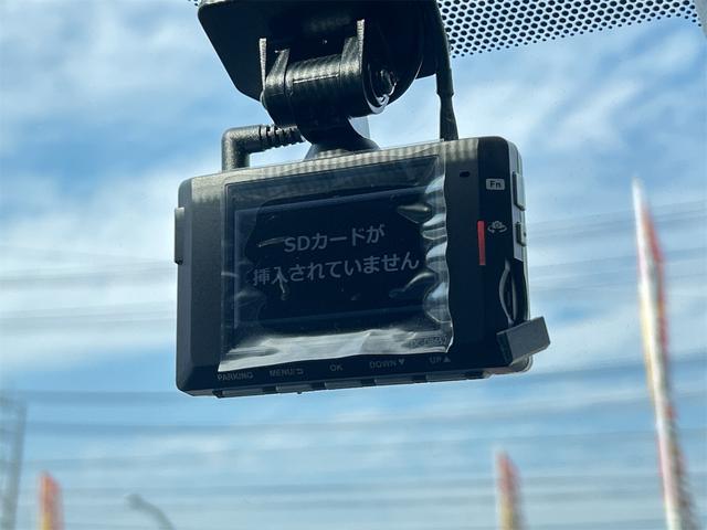 カローラフィールダー ハイブリッド　ＥＸ　ドライブレコーダー　ＥＴＣ　バックカメラ　ナビ　ＴＶ　レーンアシスト　衝突被害軽減システム　オートマチックハイビーム　スマートキー　電動格納ミラー　ＣＶＴ　盗難防止システム（11枚目）