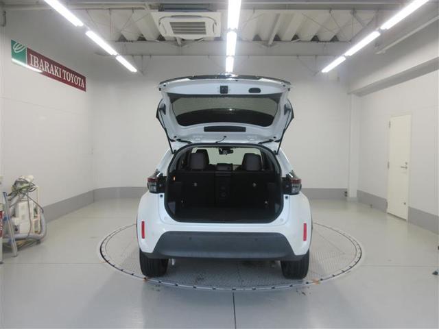 ヤリスクロス ハイブリッドＺ　ドライブレコーダー　ＥＴＣ　全周囲カメラ　オートクルーズコントロール　レーンアシスト　パワーシート　衝突被害軽減システム　ナビ　ＴＶ　オートマチックハイビーム　オートライト（18枚目）