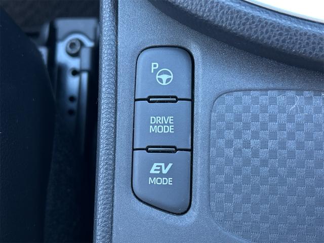 ヤリスクロス ハイブリッドＺ　ドライブレコーダー　ＥＴＣ　全周囲カメラ　オートクルーズコントロール　レーンアシスト　パワーシート　衝突被害軽減システム　ナビ　ＴＶ　オートマチックハイビーム　オートライト（49枚目）