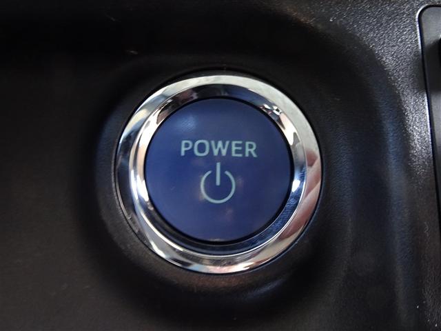 アクア Ｓ　スマートキープッシュスタート　キーレスエントリ　ナビ＆ＴＶ　オートエアコン　デュアルエアバック　ＥＳＣ　Ｂカメラ　パワーウィンドウ　ＳＲＳ　ワンセグＴＶ　パワーステアリング　ＡＢＳ　メモリーナビ（11枚目）