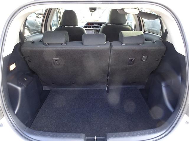 アクア Ｓ　スマートキープッシュスタート　キーレスエントリ　ナビ＆ＴＶ　オートエアコン　デュアルエアバック　ＥＳＣ　Ｂカメラ　パワーウィンドウ　ＳＲＳ　ワンセグＴＶ　パワーステアリング　ＡＢＳ　メモリーナビ（17枚目）