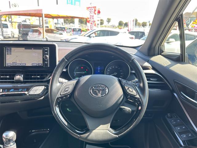 Ｃ－ＨＲ Ｇ　ＬＥＤエディション　ドライブレコーダー　ＥＴＣ　バックカメラ　クリアランスソナー　オートクルーズコントロール　レーンアシスト　衝突被害軽減システム　ナビ　ＴＶ　オートマチックハイビーム　オートライト　ＬＥＤヘッドランプ（3枚目）