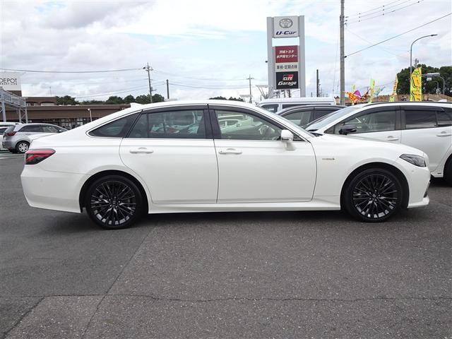 クラウンハイブリッド S スポーツスタイル ドライブレコーダー クリアランスソナー レーンアシスト オートクルーズコントロール パークアシスト 衝突被害軽減システム 全周囲カメラ ナビ TV アルミホイール オートマチックハイビーム(5枚目)