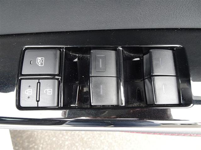 クラウンハイブリッド S スポーツスタイル ドライブレコーダー クリアランスソナー レーンアシスト オートクルーズコントロール パークアシスト 衝突被害軽減システム 全周囲カメラ ナビ TV アルミホイール オートマチックハイビーム(15枚目)