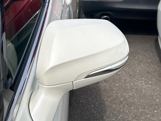 クラウンハイブリッド S スポーツスタイル ドライブレコーダー クリアランスソナー レーンアシスト オートクルーズコントロール パークアシスト 衝突被害軽減システム 全周囲カメラ ナビ TV アルミホイール オートマチックハイビーム(31枚目)