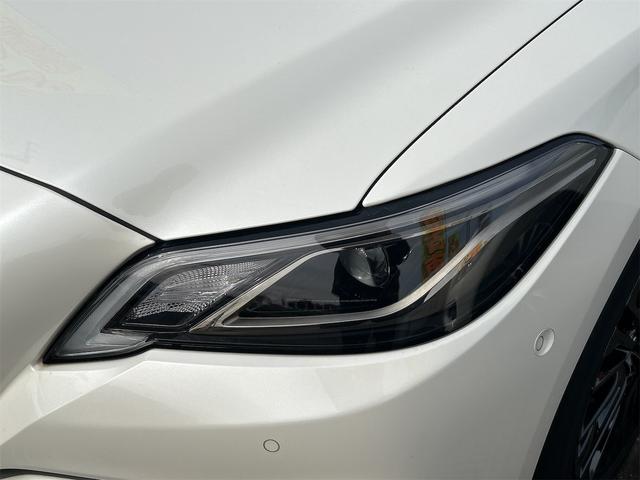 クラウンハイブリッド S スポーツスタイル ドライブレコーダー クリアランスソナー レーンアシスト オートクルーズコントロール パークアシスト 衝突被害軽減システム 全周囲カメラ ナビ TV アルミホイール オートマチックハイビーム(32枚目)