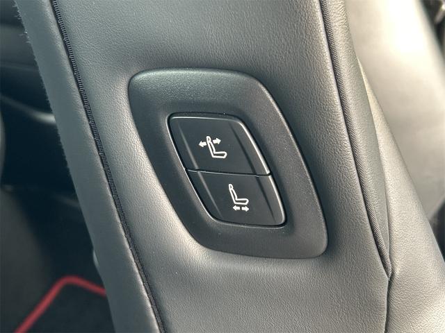 クラウンハイブリッド S スポーツスタイル ドライブレコーダー クリアランスソナー レーンアシスト オートクルーズコントロール パークアシスト 衝突被害軽減システム 全周囲カメラ ナビ TV アルミホイール オートマチックハイビーム(56枚目)