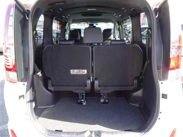 ノア Si ダブルバイビー ETC バックカメラ ナビ TV オートクルーズコントロール レーンアシスト 衝突被害軽減システム 両側電動スライドドア オートマチックハイビーム オートライト LEDヘッドランプ スマートキー(18枚目)