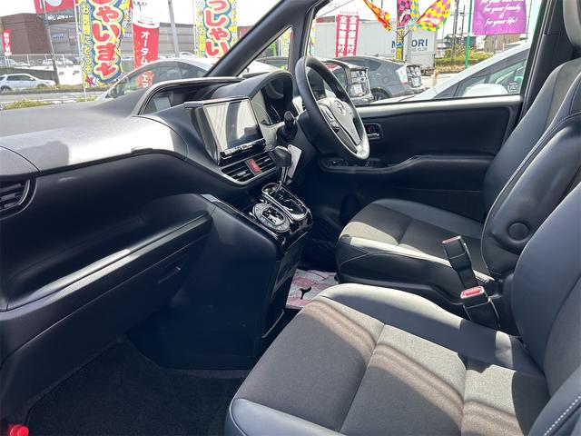 ノア Si ダブルバイビー ETC バックカメラ ナビ TV オートクルーズコントロール レーンアシスト 衝突被害軽減システム 両側電動スライドドア オートマチックハイビーム オートライト LEDヘッドランプ スマートキー(31枚目)