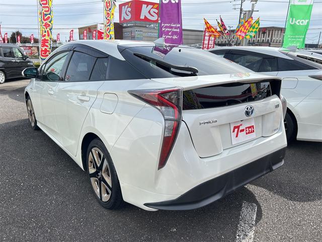 プリウス Sツーリングセレクション レーンアシスト オートクルーズコントロール バックカメラ ナビ TV アルミホイール オートマチックハイビーム オートライト LEDヘッドランプ CVT シートヒーター スマートキー 電動格納ミラー(18枚目)